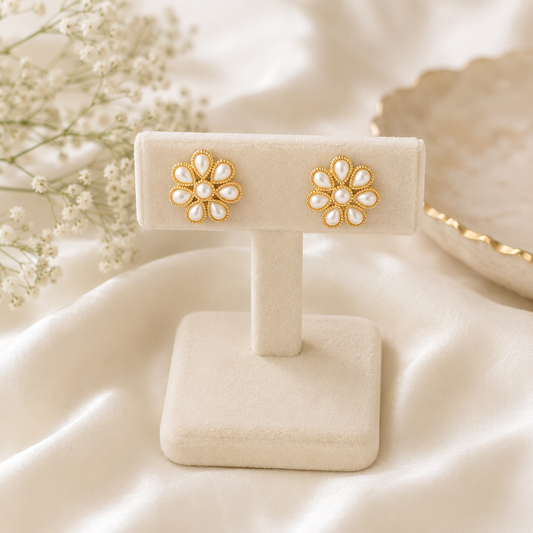 Pearl Flower Stud Earrings for Women