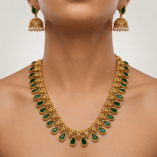 Emerald Temple Drop Necklace Set – Antique Gold Bridal Jewelry with Green Stones