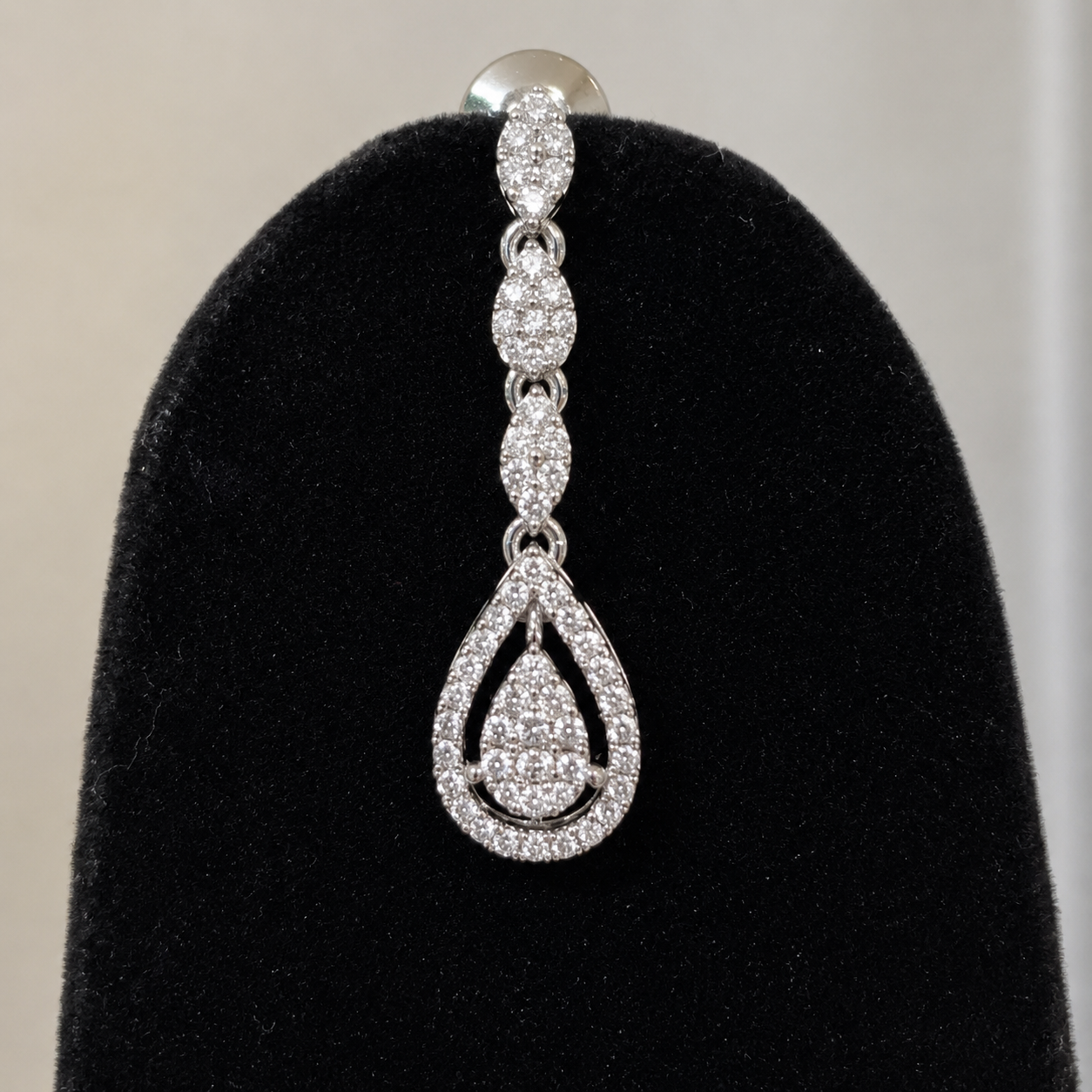 Elegant Solitaire Crystal Necklace Set with Matching Drop Earrings for Women
