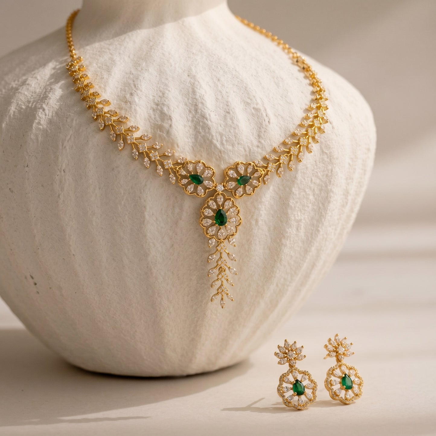 Emerald Bloom Necklace Set – Elegant Green Stone Floral Jewelry for Weddings & Parties