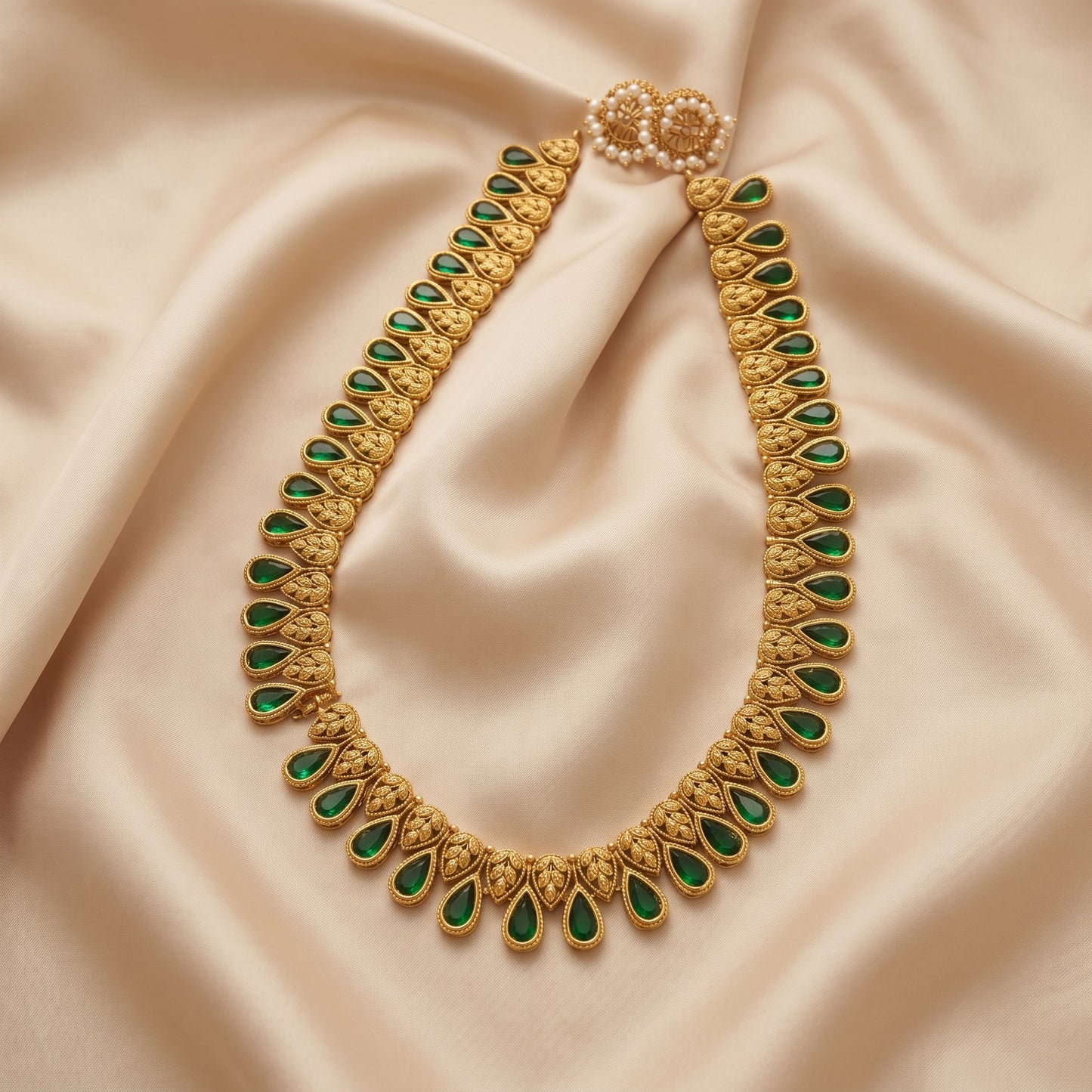 Emerald Temple Drop Necklace Set – Antique Gold Bridal Jewelry with Green Stones