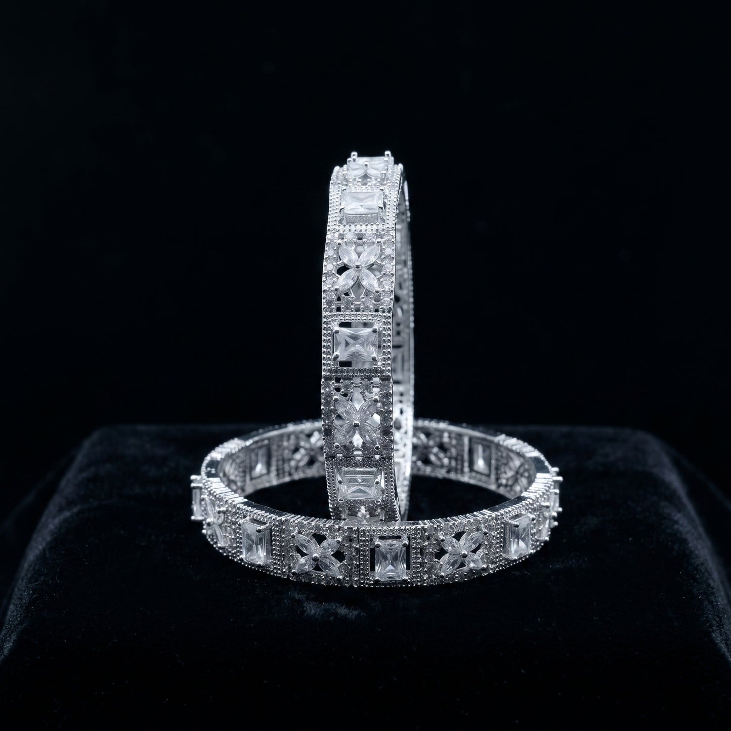 Crystal Sparkle Bangle Set – Stylish Stone Studded Bangles for Wedding & Party Wear